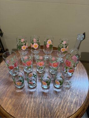 Franciscan Desert, Rose, 3  types of glasses and wine bottle